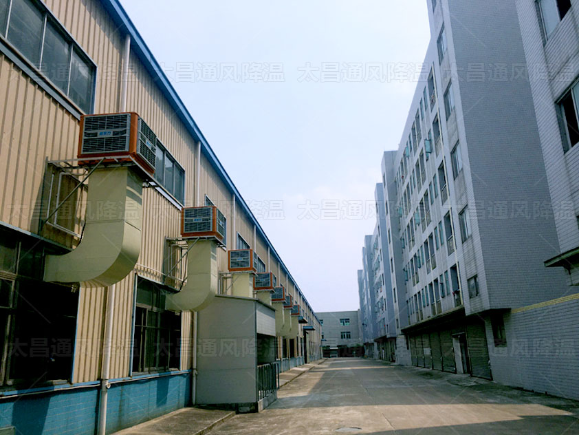 車間降溫方案配置節(jié)能環(huán)?？照{(diào)，使用效果沒話說