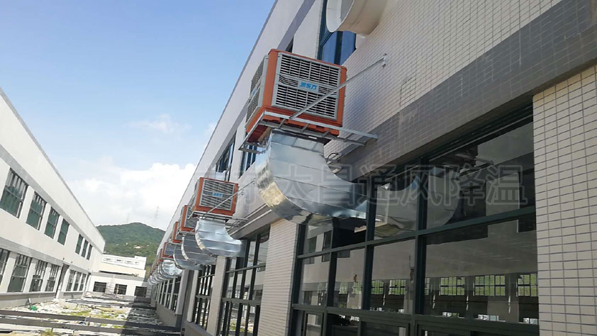車間降溫都配置安裝節(jié)能環(huán)保空調，降溫效果好到爆