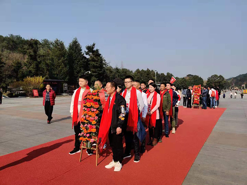 潤東方環(huán)??照{(diào)團隊出游 潤東方環(huán)??照{(diào)團隊出游